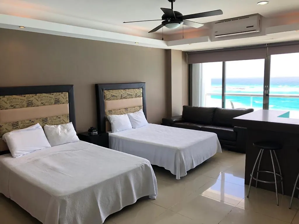 Ocean Front Studio Apartment Cancun