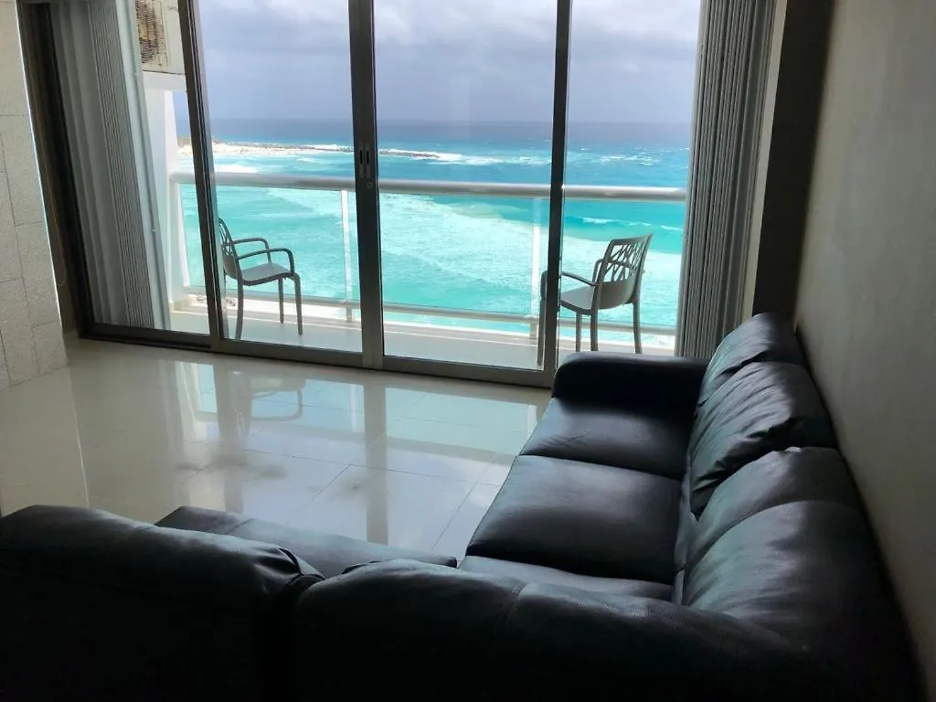Ocean Front Studio Apartment Cancun 0*,  Mexico