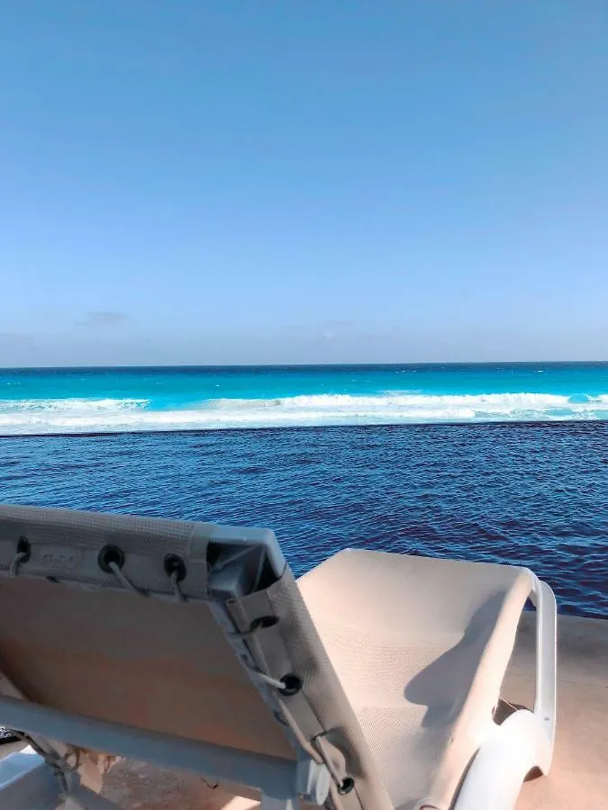 Ocean Front Studio Apartment Cancun 0*,  Mexico
